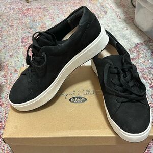 Dr. Scholl’s black suede platform sneakers